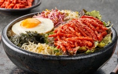 고기듬뿍대왕비빔밥 서산성연점