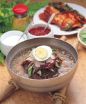 삼대냉면굽은다리점