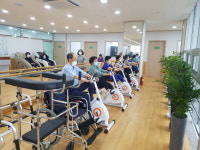 해피케어노인주간보호센터