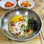 민지네 홍합 장칼국수
