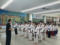 라온제나태권도장 본관