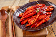 춘천산더덕숯불닭갈비