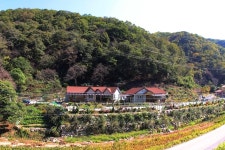 장태산 산그림펜션