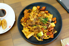 피슈마라홍탕 마포역점