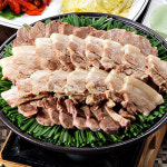 복돼지왕족발보쌈