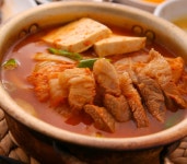 나음명품김치찌개전문점