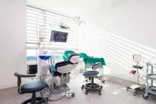 연세센트럴치과의원