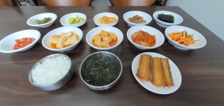 둥근상시골집