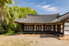 나인블럭 출판도시점