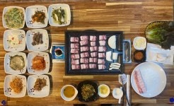 꽃돼지하우스
