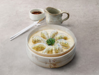 더진국수육국밥 가평점
