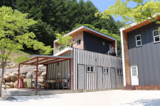 엄둔밸리 계곡펜션캠핑장