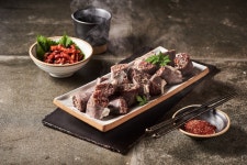 79네수육국밥과철판 소사벌점