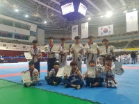 팀퍼스트 태권도장