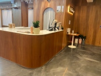 더 홍