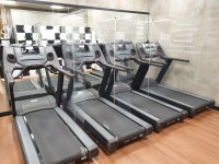 아놀드홍짐 강서점