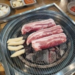 한돈참숯꼬기 인동점