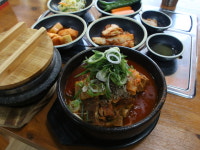 첨단돌솥감자탕 도산점