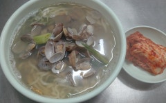 천수만바지락칼국수낙지마당