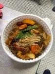 뼈대 감자탕삼계탕 본점