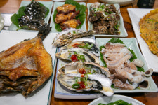 해금강횟집 전곡항