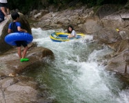 엄둔밸리 계곡펜션캠핑장