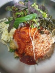 오도털보명인물회. 회식당