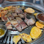찬우물한우정육식당 본점