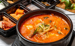 돈꿀돼지국밥화명점