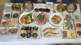 돌담사이로