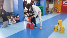 강철태권도 본관
