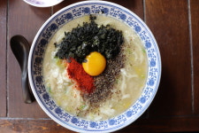 1984그수육집칼국수
