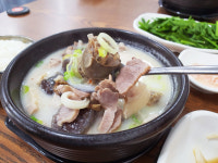 아제돼지국밥 김해직영점