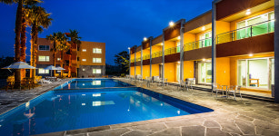 수앤수리조트 수영장