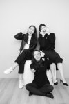 홍대 셀프사진관 데이트코스 흑백공간