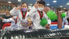 지천태송천태권도장