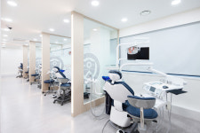 연세퍼스트원치과의원