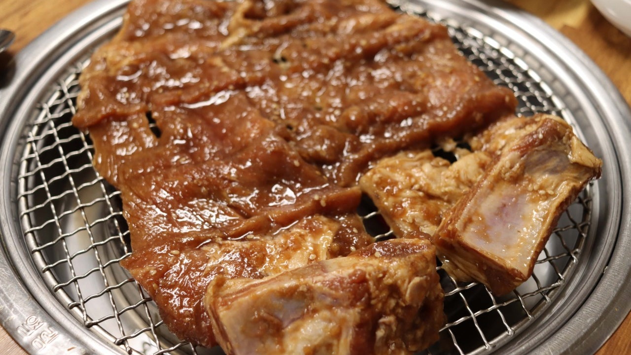 폭포숯불돼지갈비 영주풍기본점