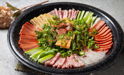 완백부대찌개 삼겹살 발산역점