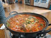 금강민물매운탕