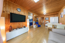 소나무에걸린노을펜션