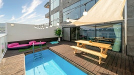 레인보우 키즈 풀빌라 펜션