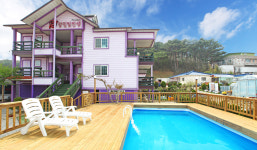 장밋빛인생펜션