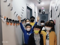 유토피아강의하는아이들어학원