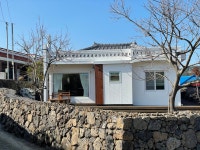 웃더럭민박