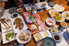 횟집산이네