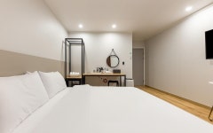 넘버25호텔 대전역점