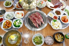 우진식당 매미성본점