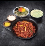 웅이네오돌뼈닭발도 동탄호수공원점