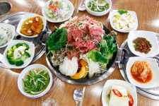 우진식당 매미성본점